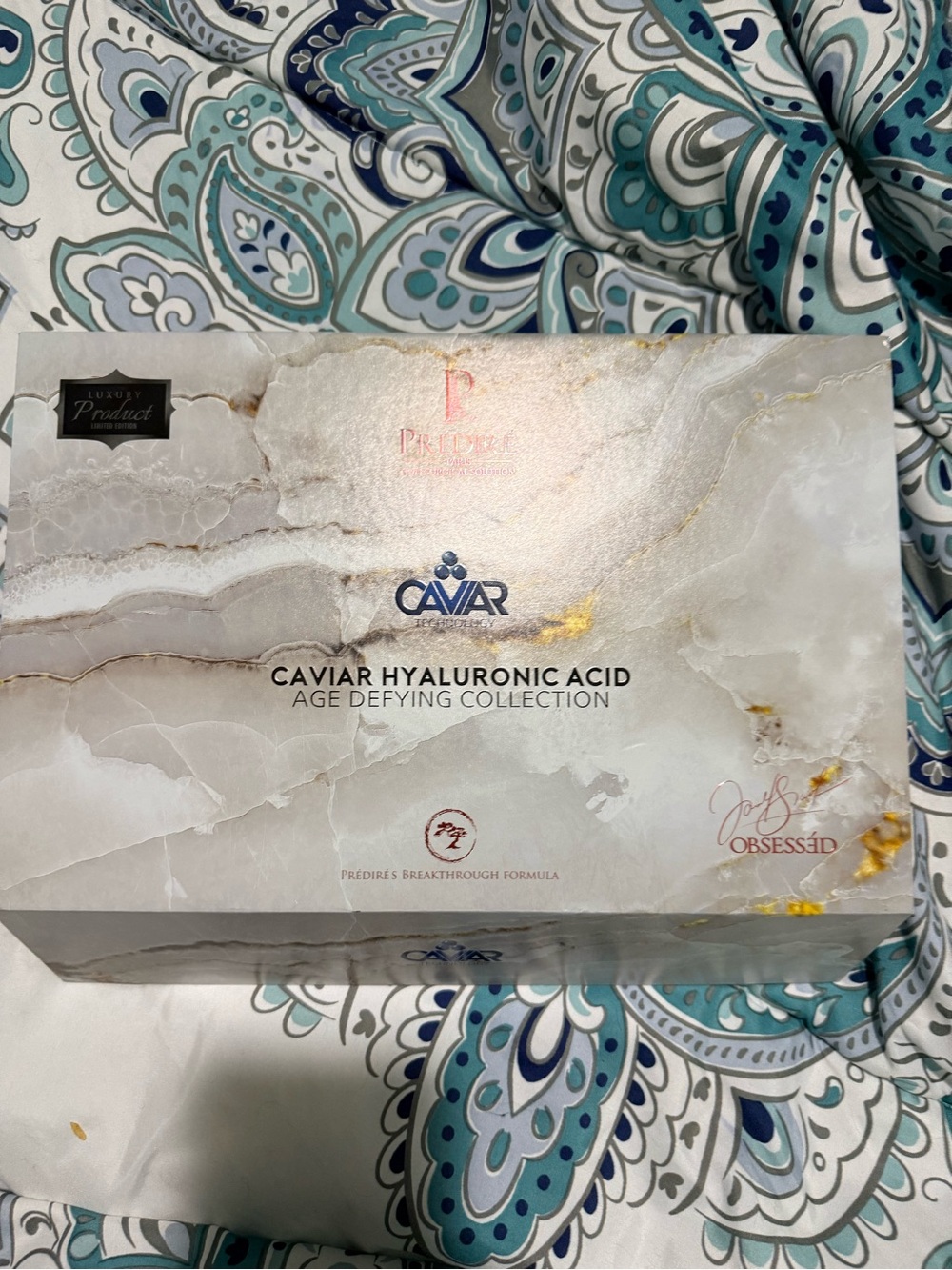 Hyaluronic Acid Age-Defying Set — Marble White Packaging